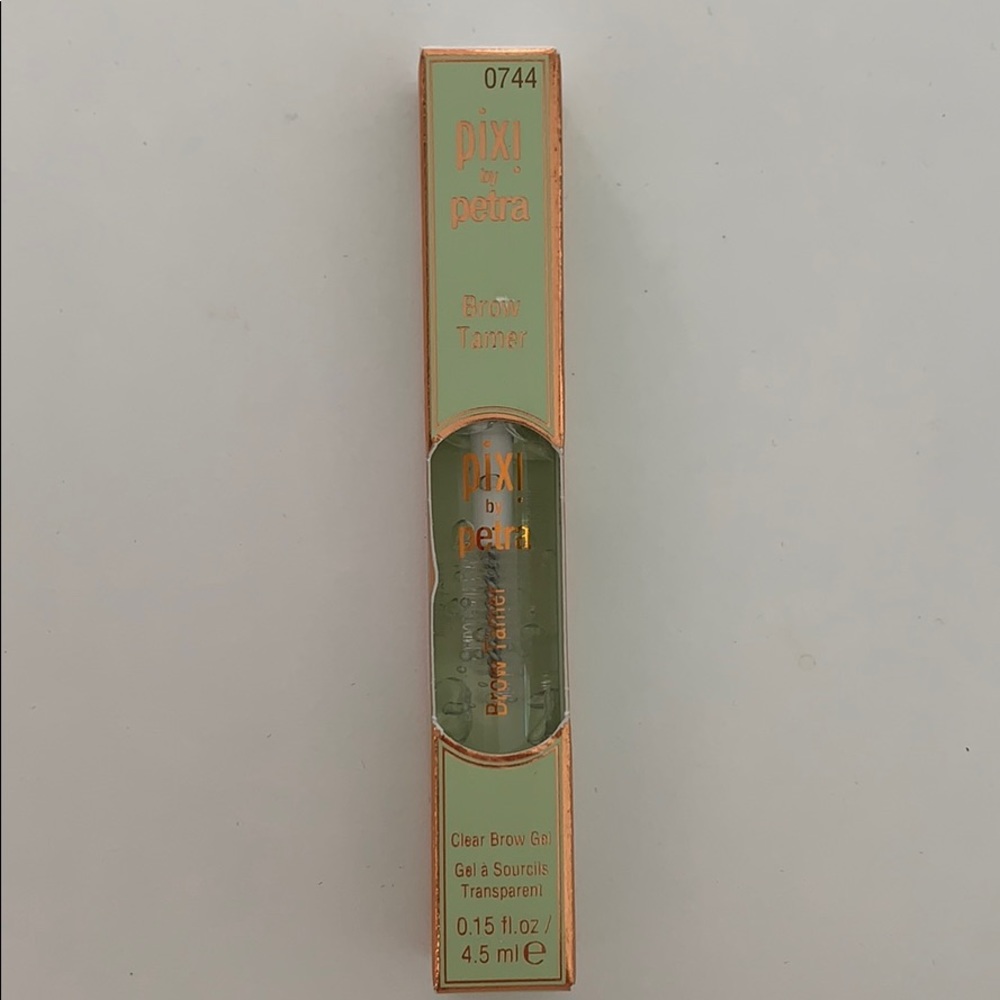 Pixi by Petra Brow Tamer